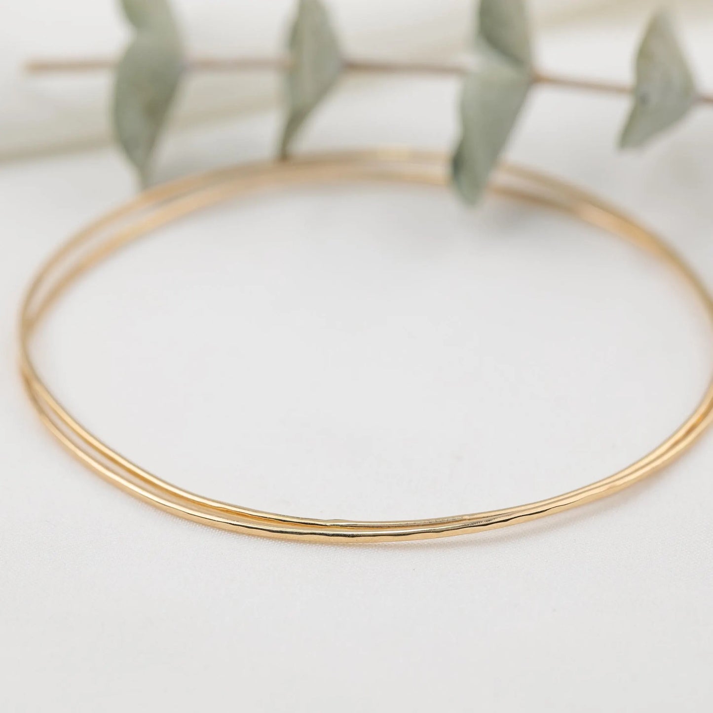 One Thin Solid Gold Bangle Bracelet, Gold Bangle 14K Yellow Gold, Rose Gold, White Gold, Hammered Stack Layered Dainty Simple Minimalist