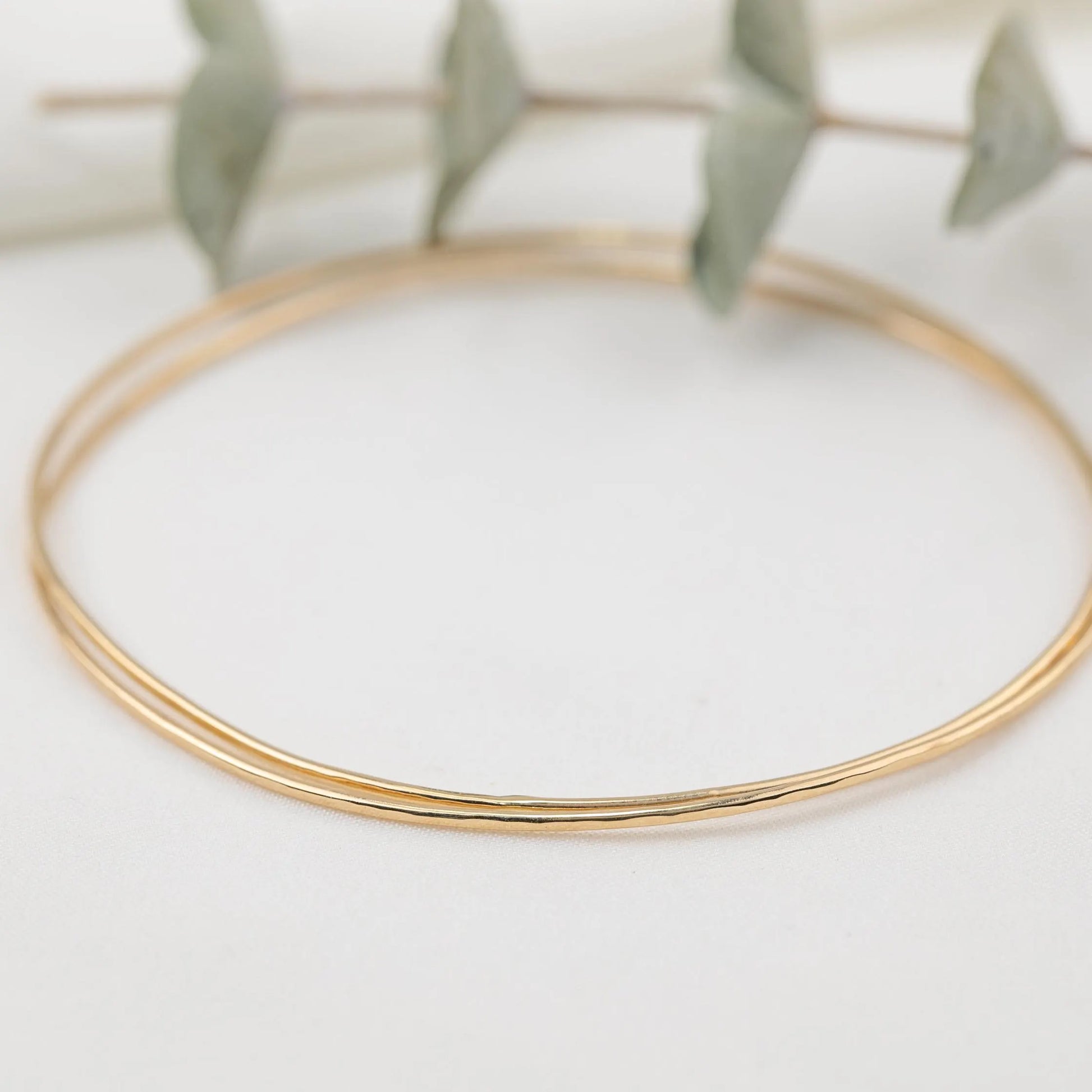 One Thin Solid Gold Bangle Bracelet, Gold Bangle 14K Yellow Gold, Rose Gold, White Gold, Hammered Stack Layered Dainty Simple Minimalist