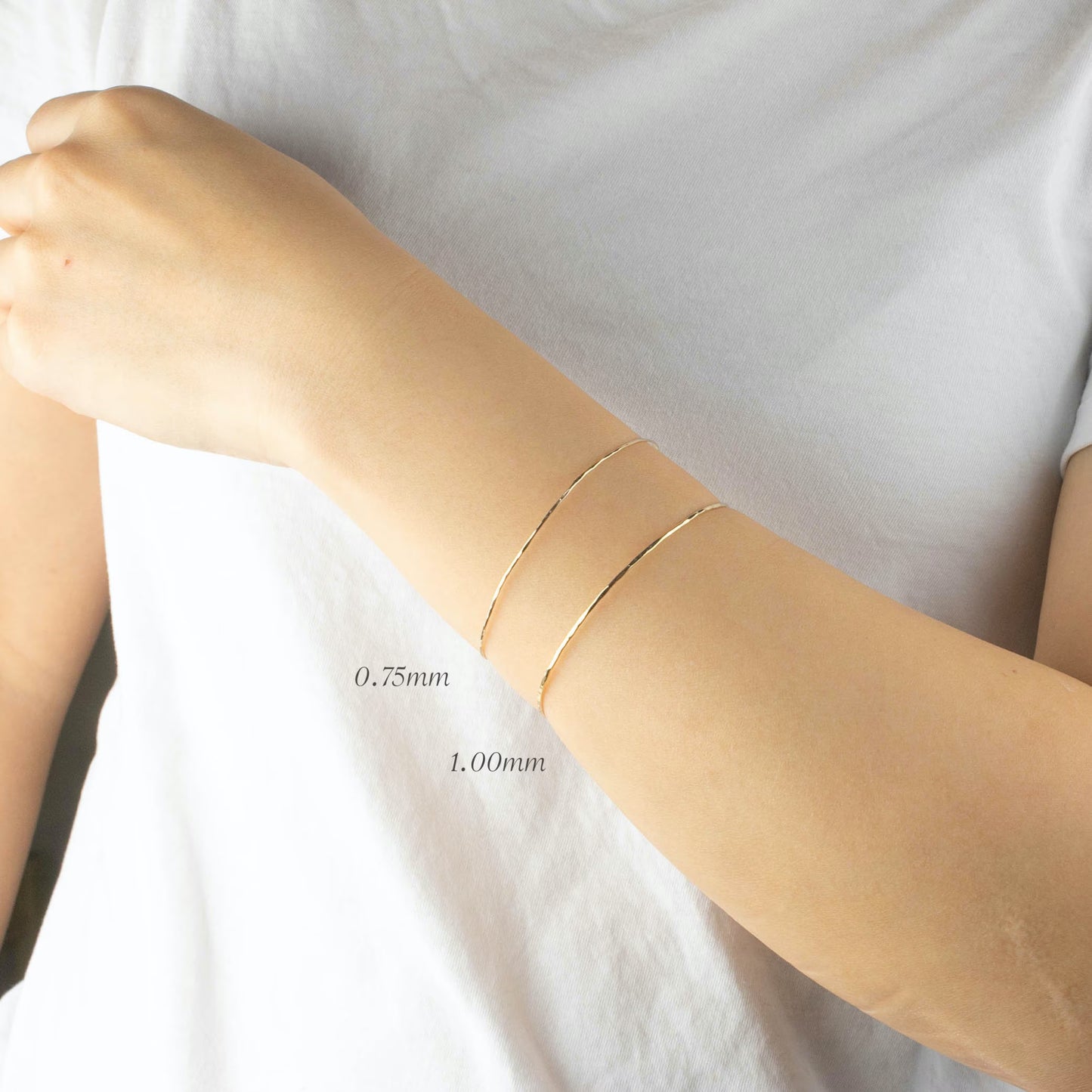 One Thin Solid Gold Bangle Bracelet, Gold Bangle 14K Yellow Gold, Rose Gold, White Gold, Hammered Stack Layered Dainty Simple Minimalist