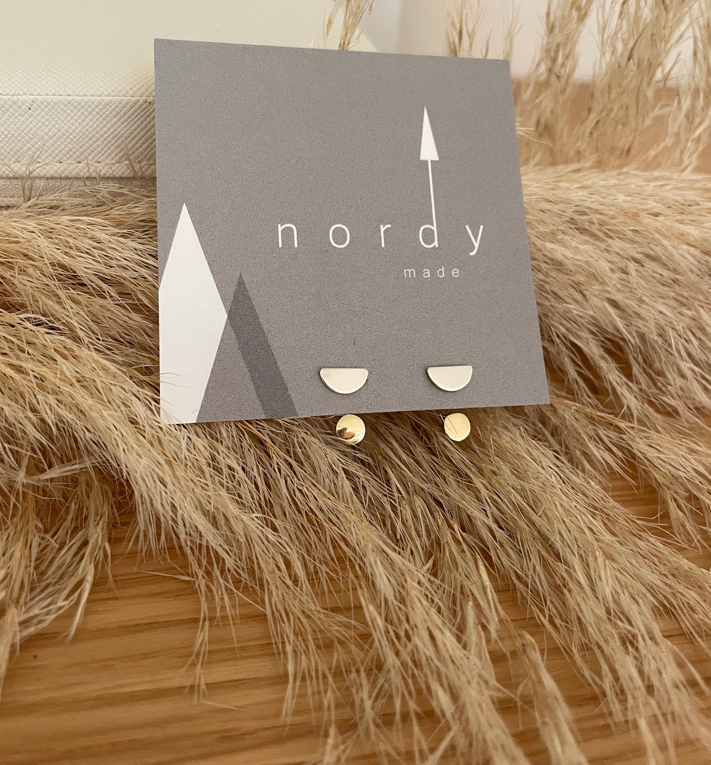 Ida Floating Dot 1/2 MOON EAR Jacket/Moon Ear Jacket/Earring Jacket/Minimalist Earrings/Geometric Jewelry/Stud Earrings/Half Moon Earrings